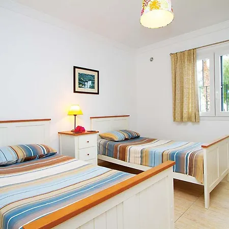Puerto Del Carmen Sleeps 6 Wifi